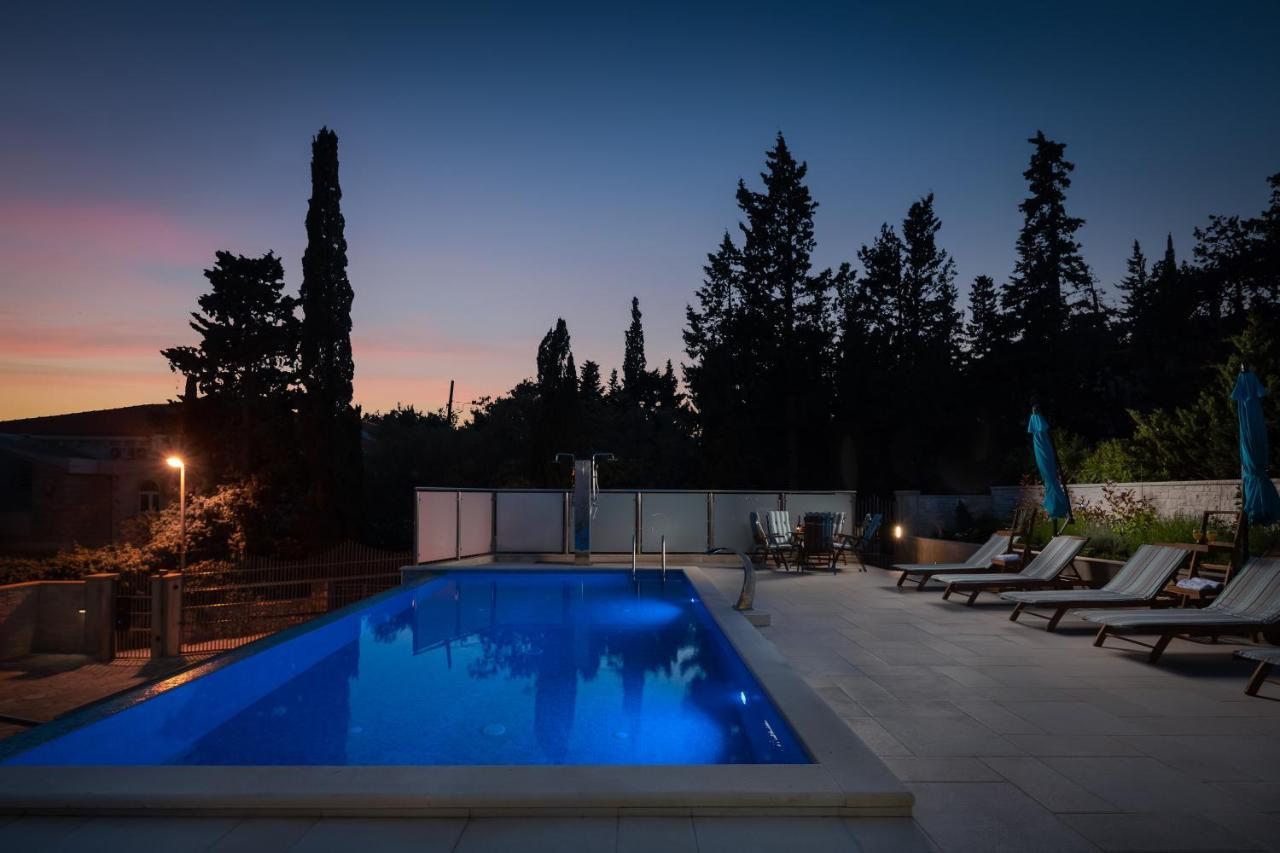 Villa Aqua - Adults Only Бол Экстерьер фото