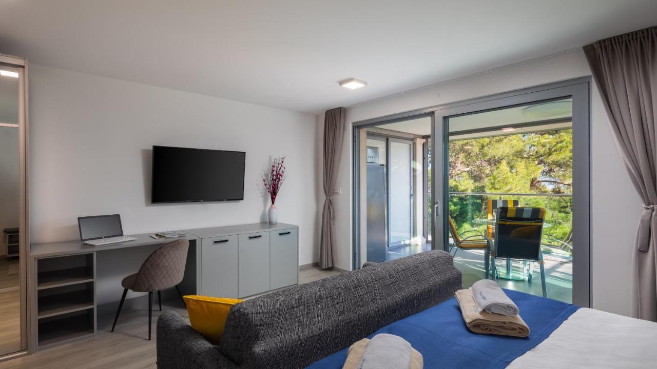 Villa Aqua - Adults Only Бол Экстерьер фото