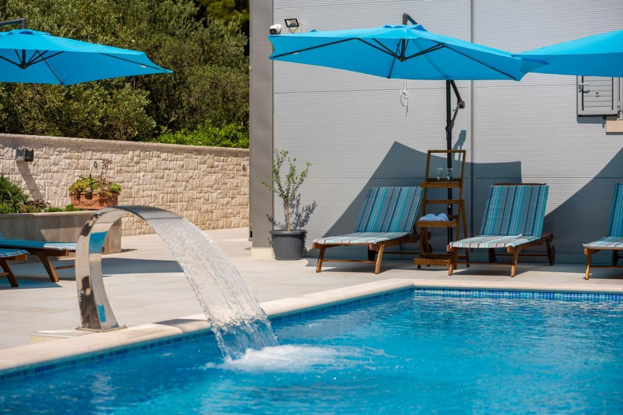 Villa Aqua - Adults Only Бол Экстерьер фото